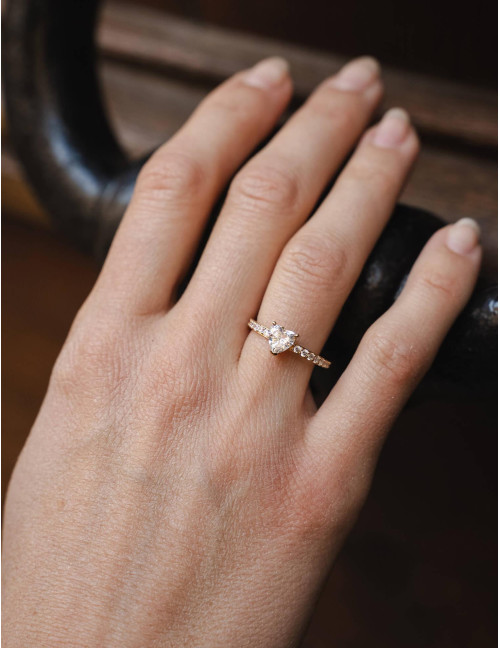 Bague Sacré-Cœur accompagnée dorée